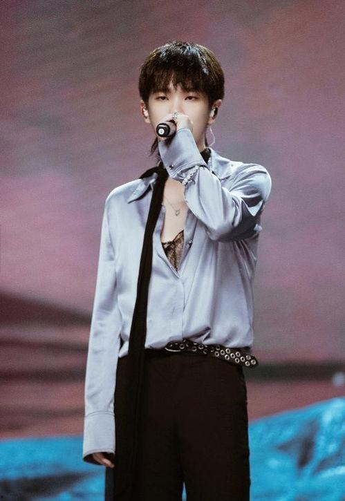 陈伟霆周震南吃瓜娱乐,娱乐圈新动态引热议